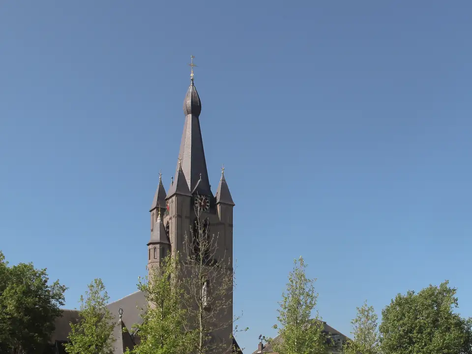 De Sint-Nicolaaskerk aan de Markt in Valkenswaard